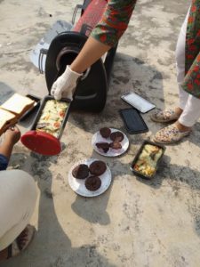solar cooking food